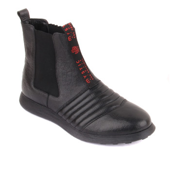 Mystic Siyah Erkek Bot