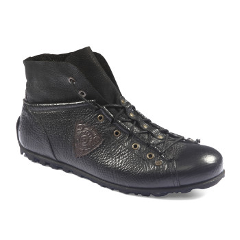 Mystic Siyah Erkek Bot