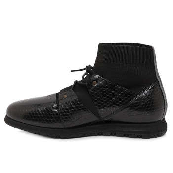 Mystic Siyah Erkek Bot