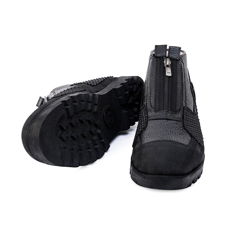 Mystic Siyah Erkek Bot